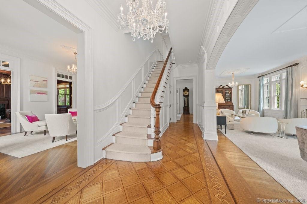 262 Brushy Ridge, New Canaan, Connecticut 06840