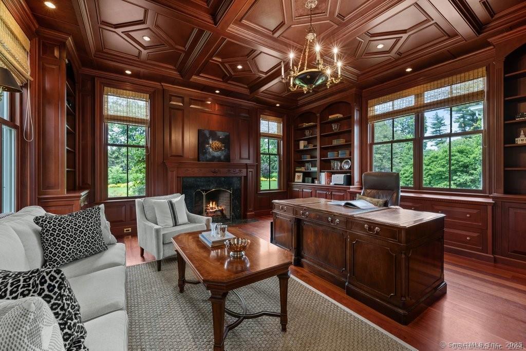 262 Brushy Ridge, New Canaan, Connecticut 06840
