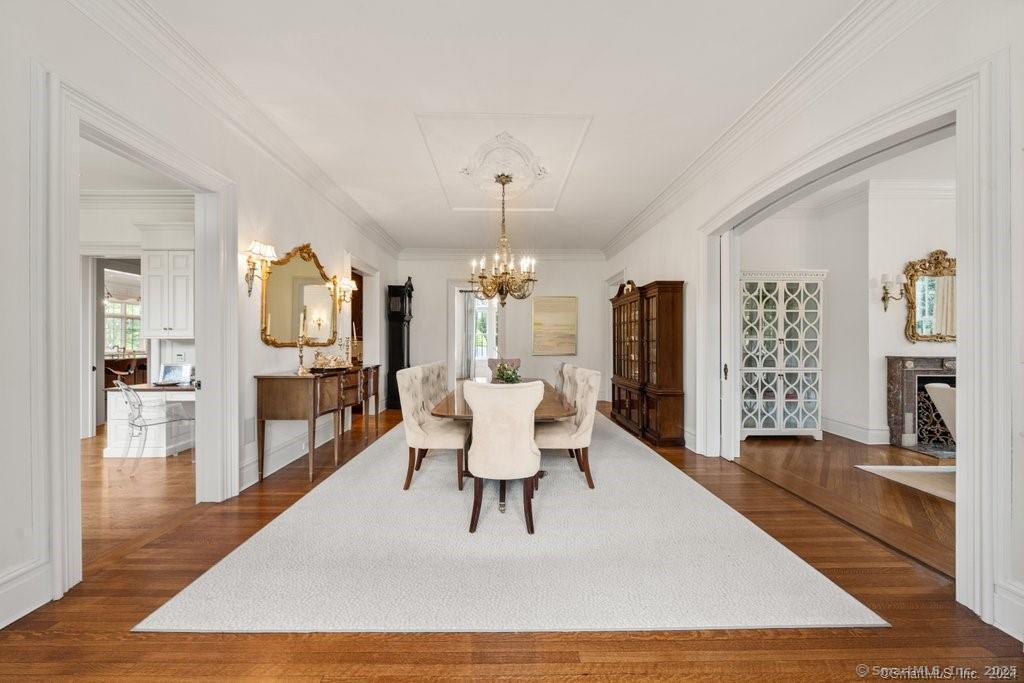 262 Brushy Ridge, New Canaan, Connecticut 06840