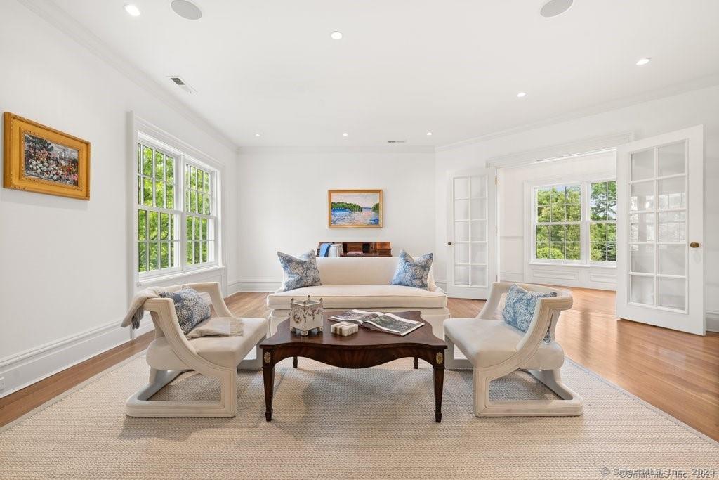 262 Brushy Ridge, New Canaan, Connecticut 06840