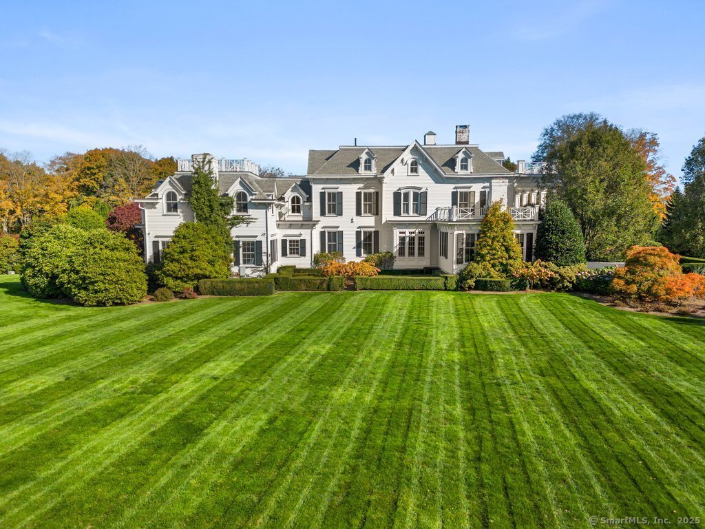 262 Brushy Ridge, New Canaan, Connecticut 06840