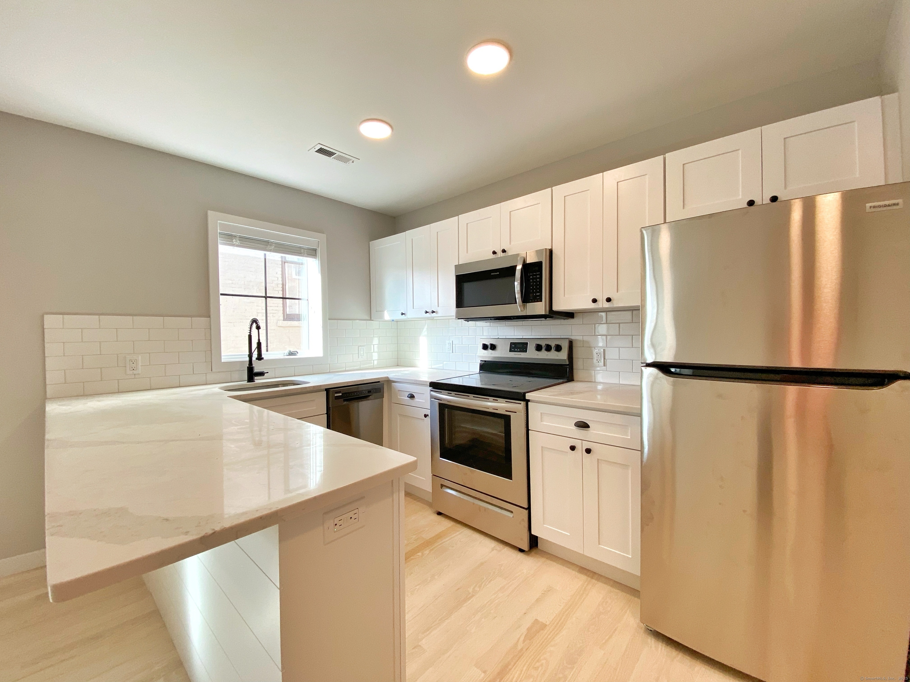7 Wall Street, Norwalk, Connecticut photo 1