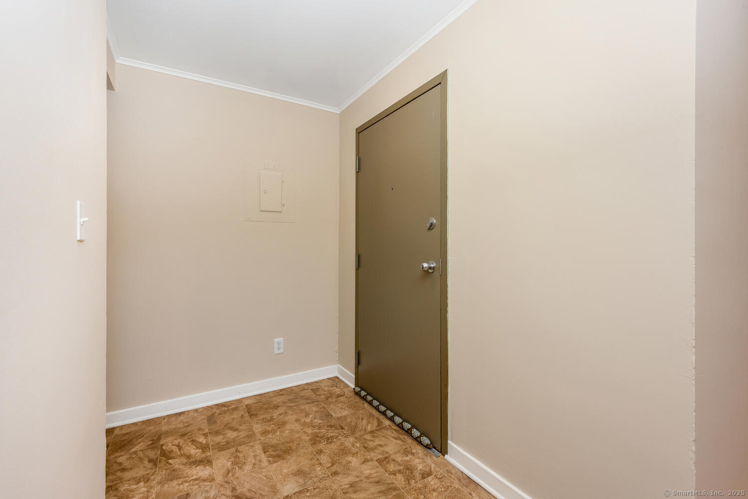 88 Canaan, Stratford, Connecticut 06614