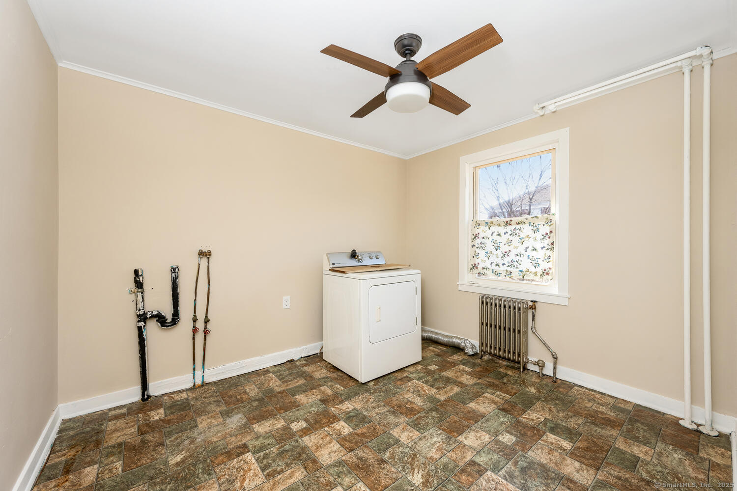 88 Canaan, Stratford, Connecticut 06614