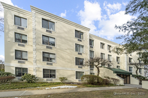 1535 Putnam Avenue, Unit APT 204