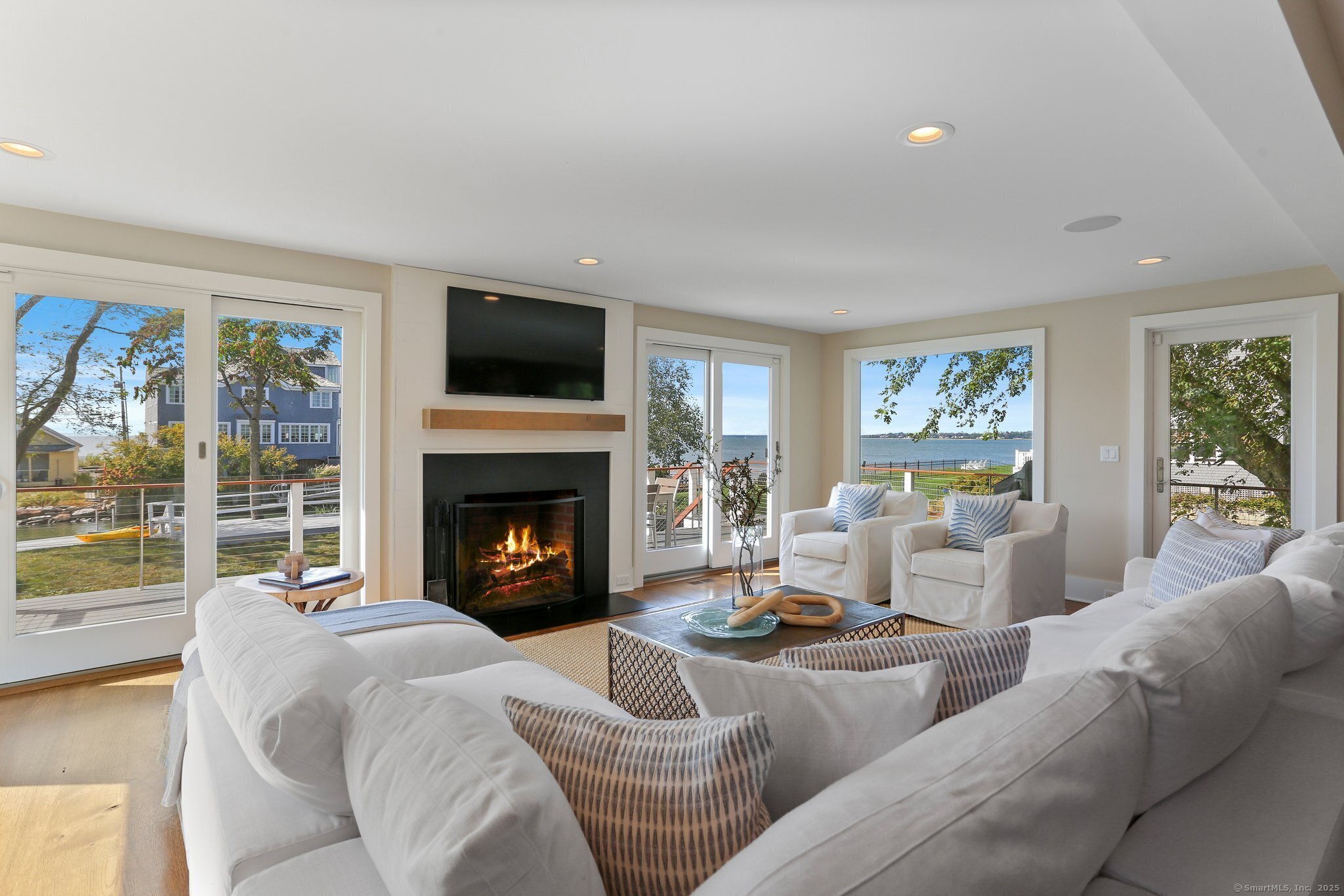 320 Pine Creek, Fairfield, Connecticut 06824