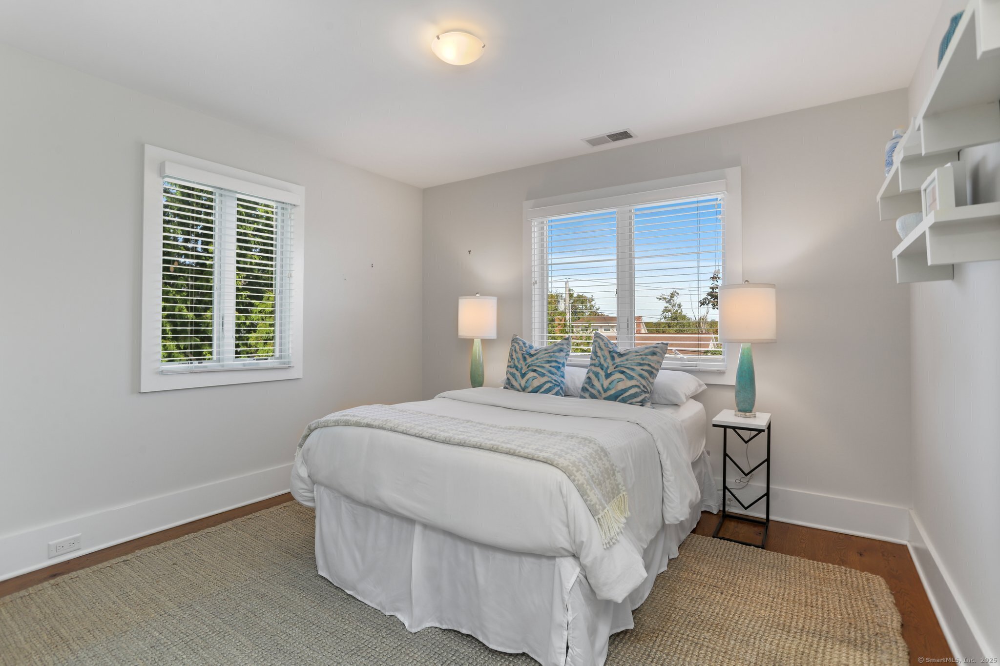 320 Pine Creek, Fairfield, Connecticut 06824