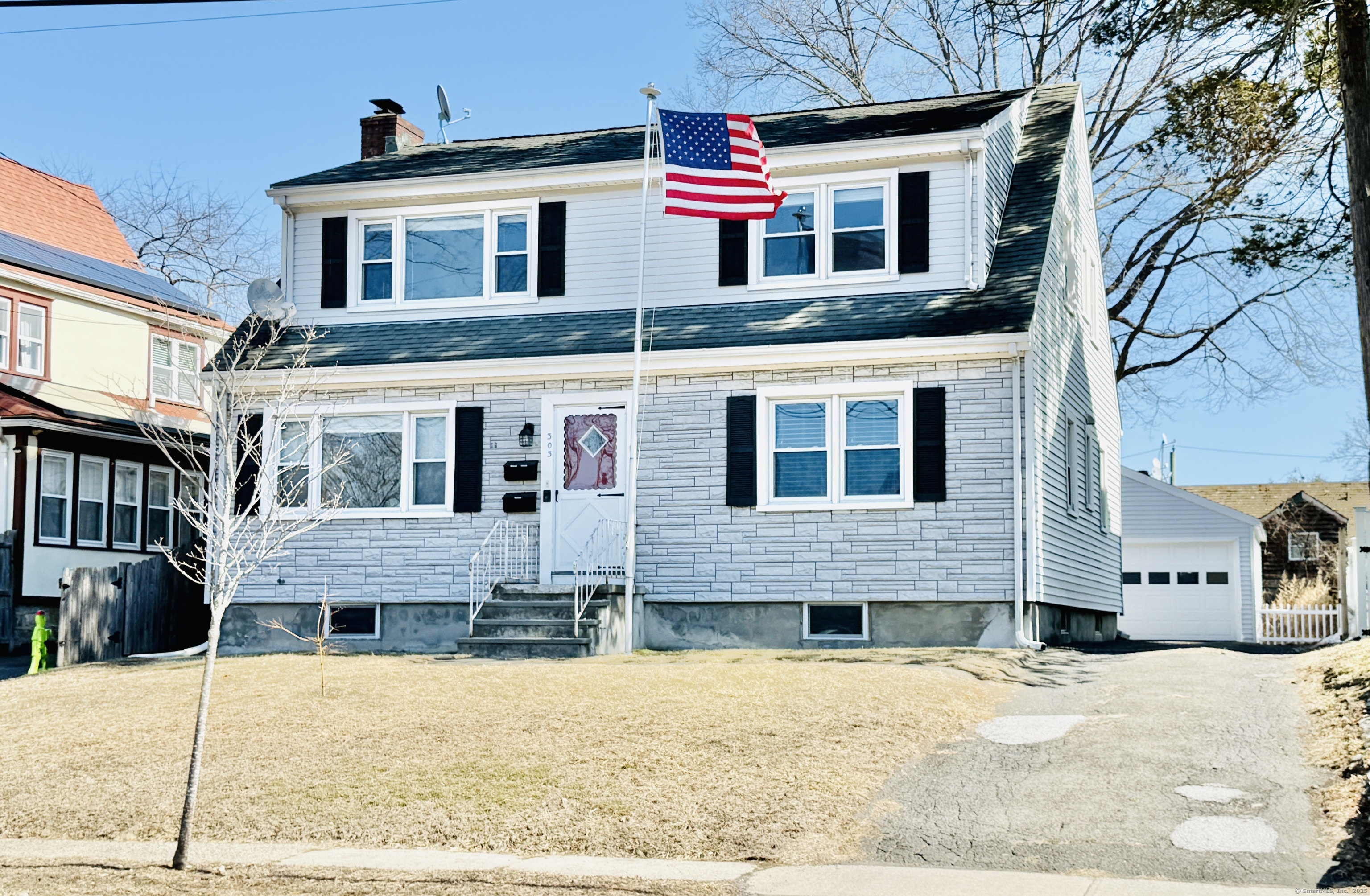 303 Hubbard Avenue, Stamford, Connecticut photo 1