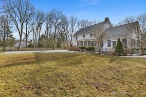 66 Wynnewood Lane