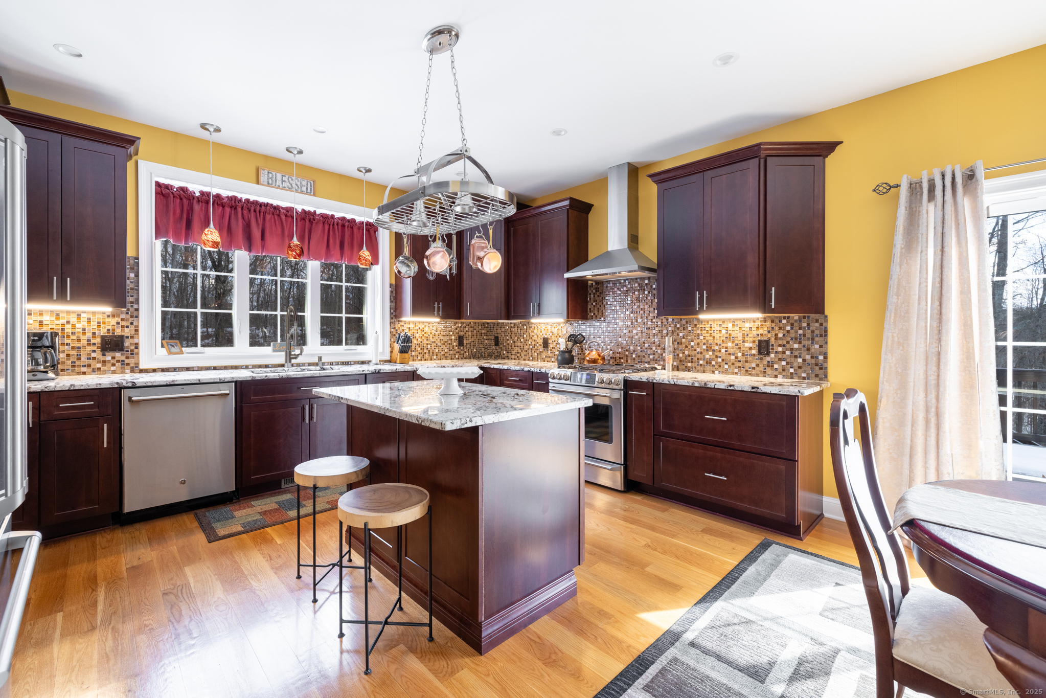 77 Northgate, Woodbury, Connecticut 06798