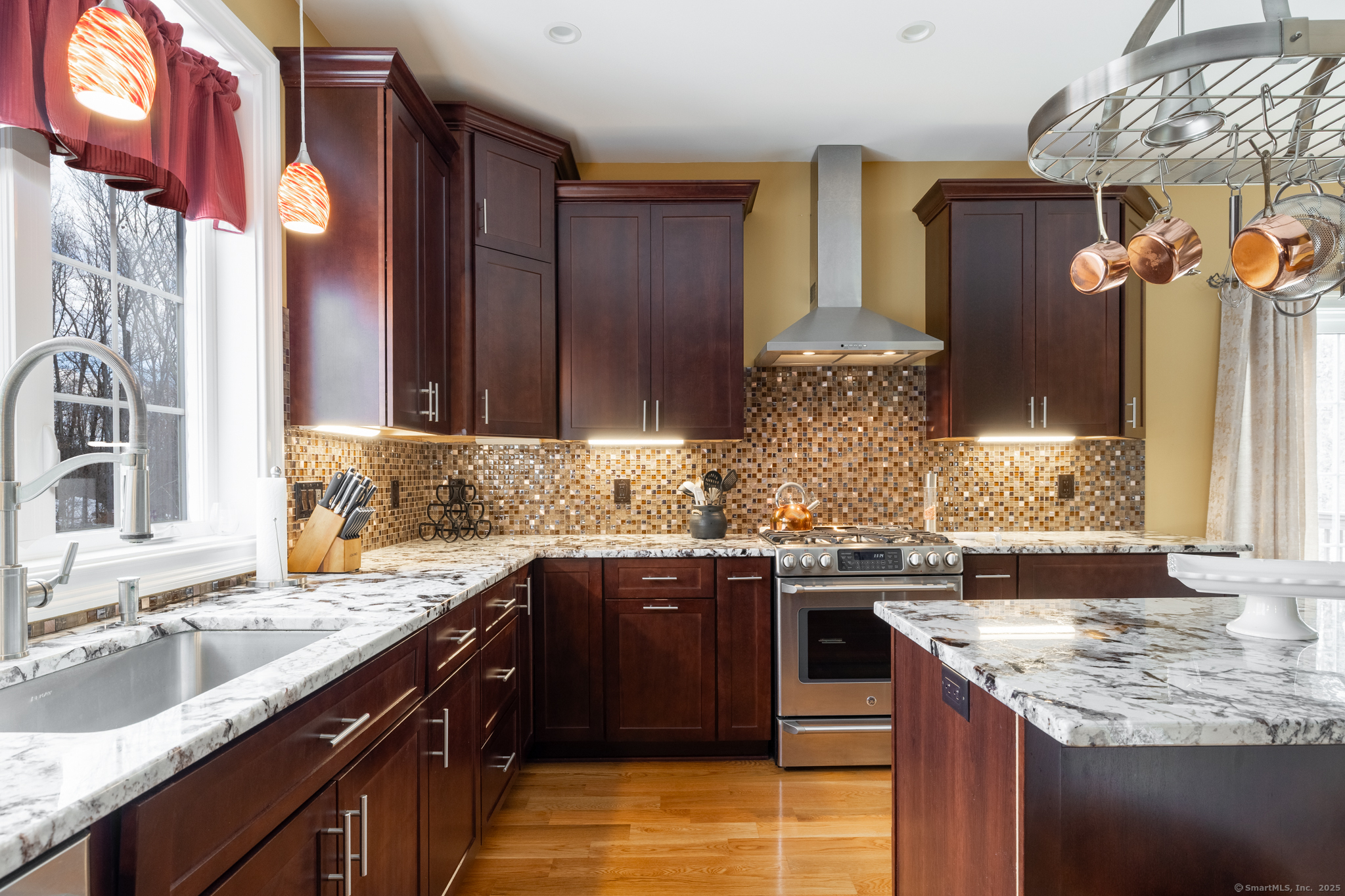 77 Northgate, Woodbury, Connecticut 06798