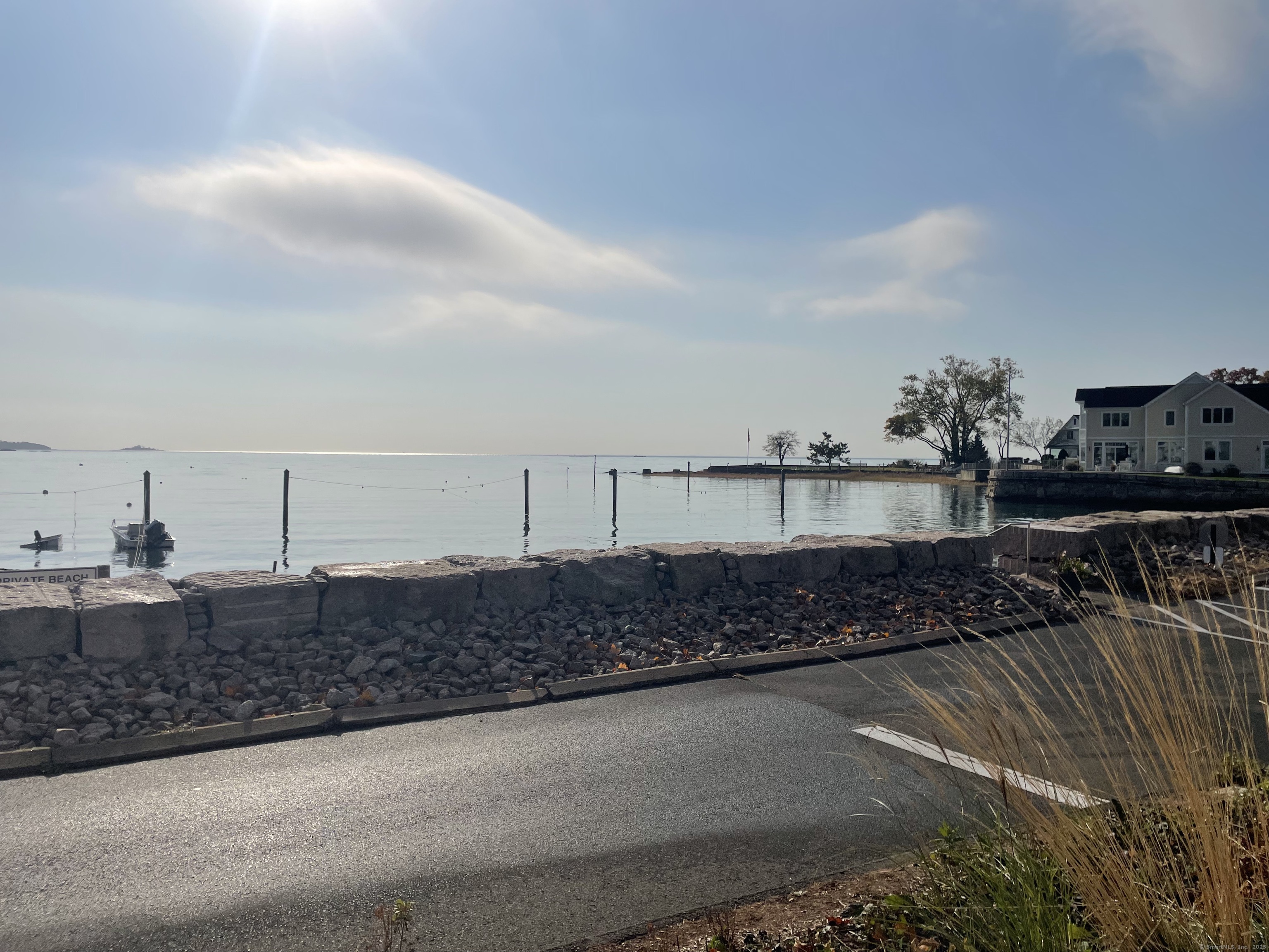 37 Seaview, Branford, Connecticut 06405