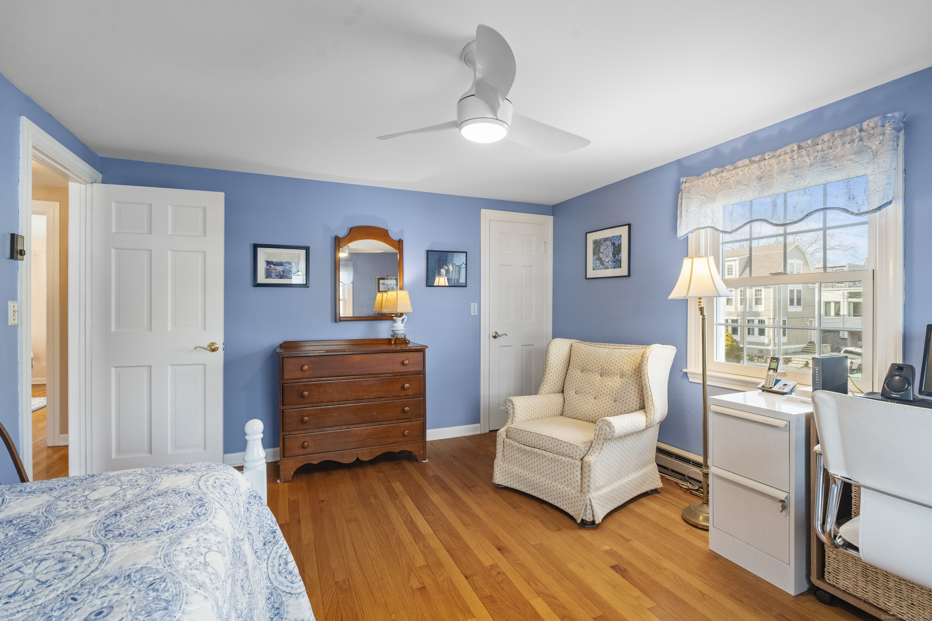 37 Seaview, Branford, Connecticut 06405