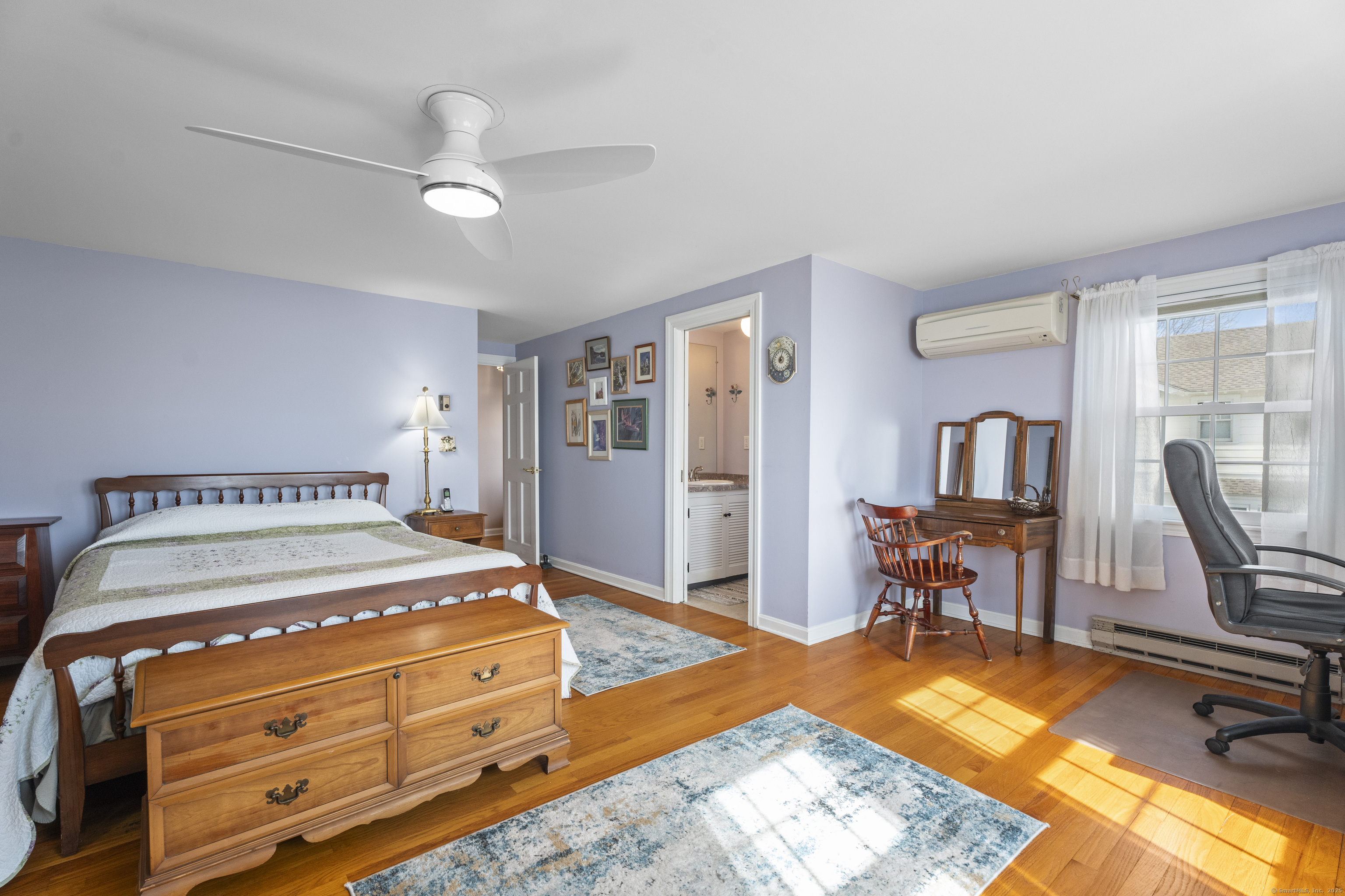 37 Seaview, Branford, Connecticut 06405