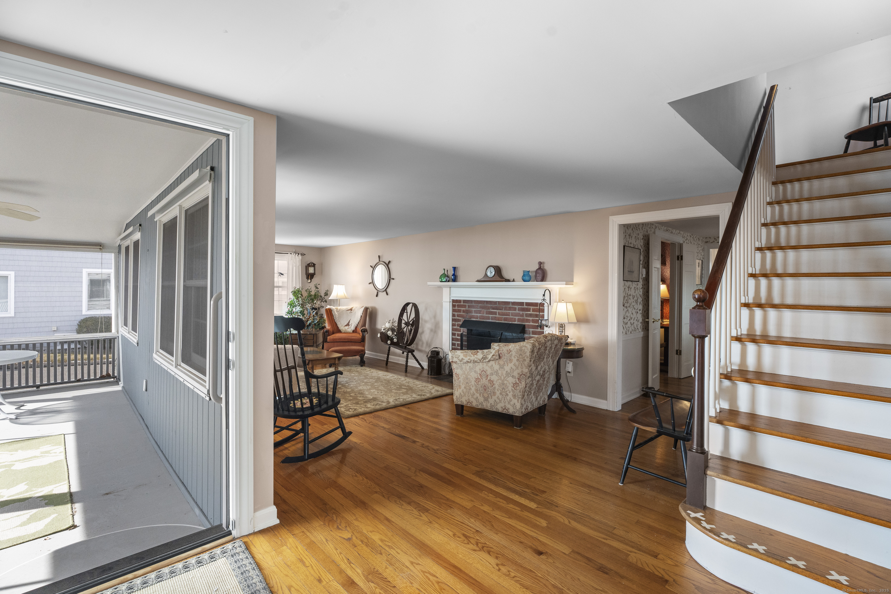 37 Seaview, Branford, Connecticut 06405