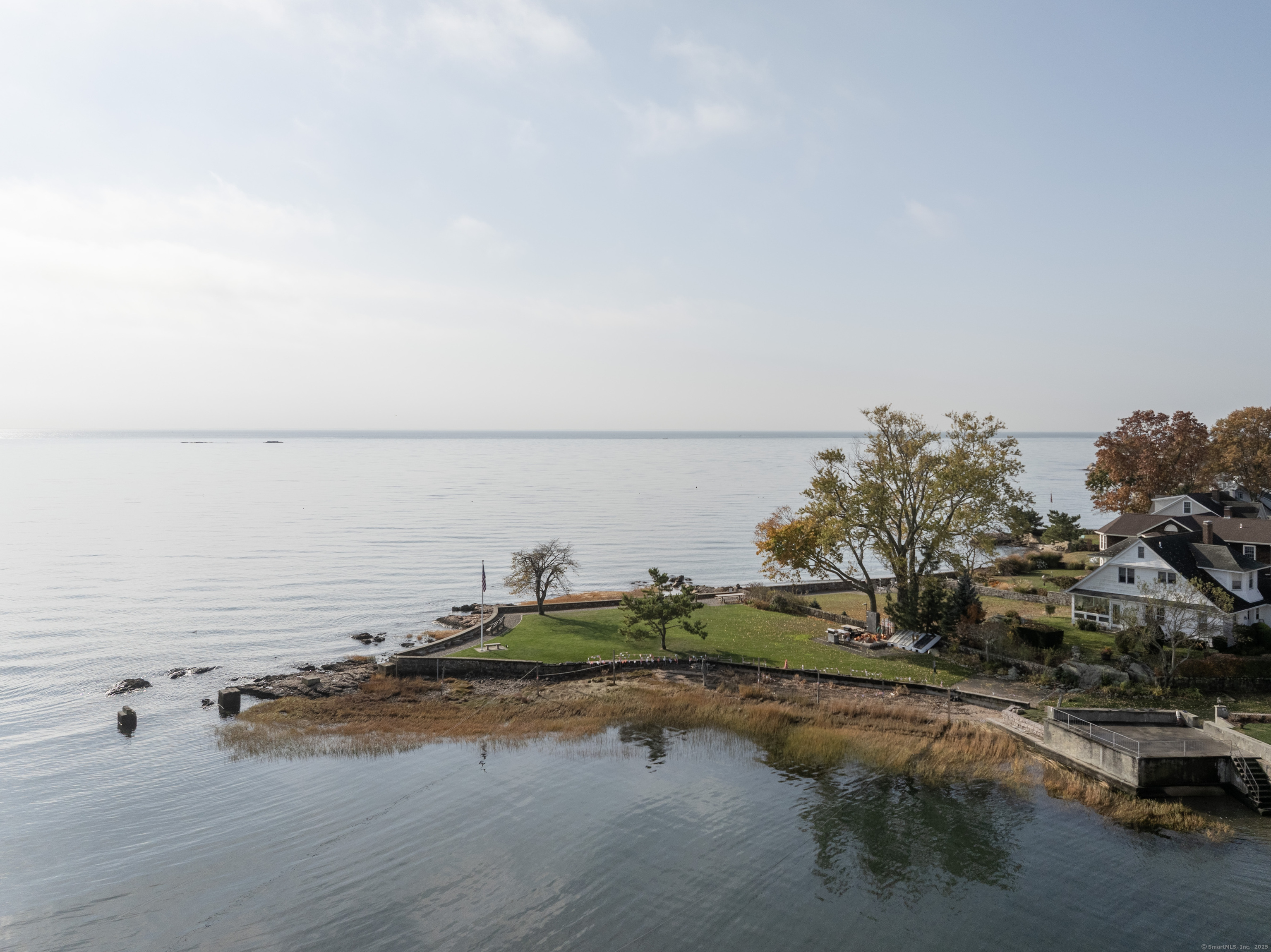 37 Seaview, Branford, Connecticut 06405
