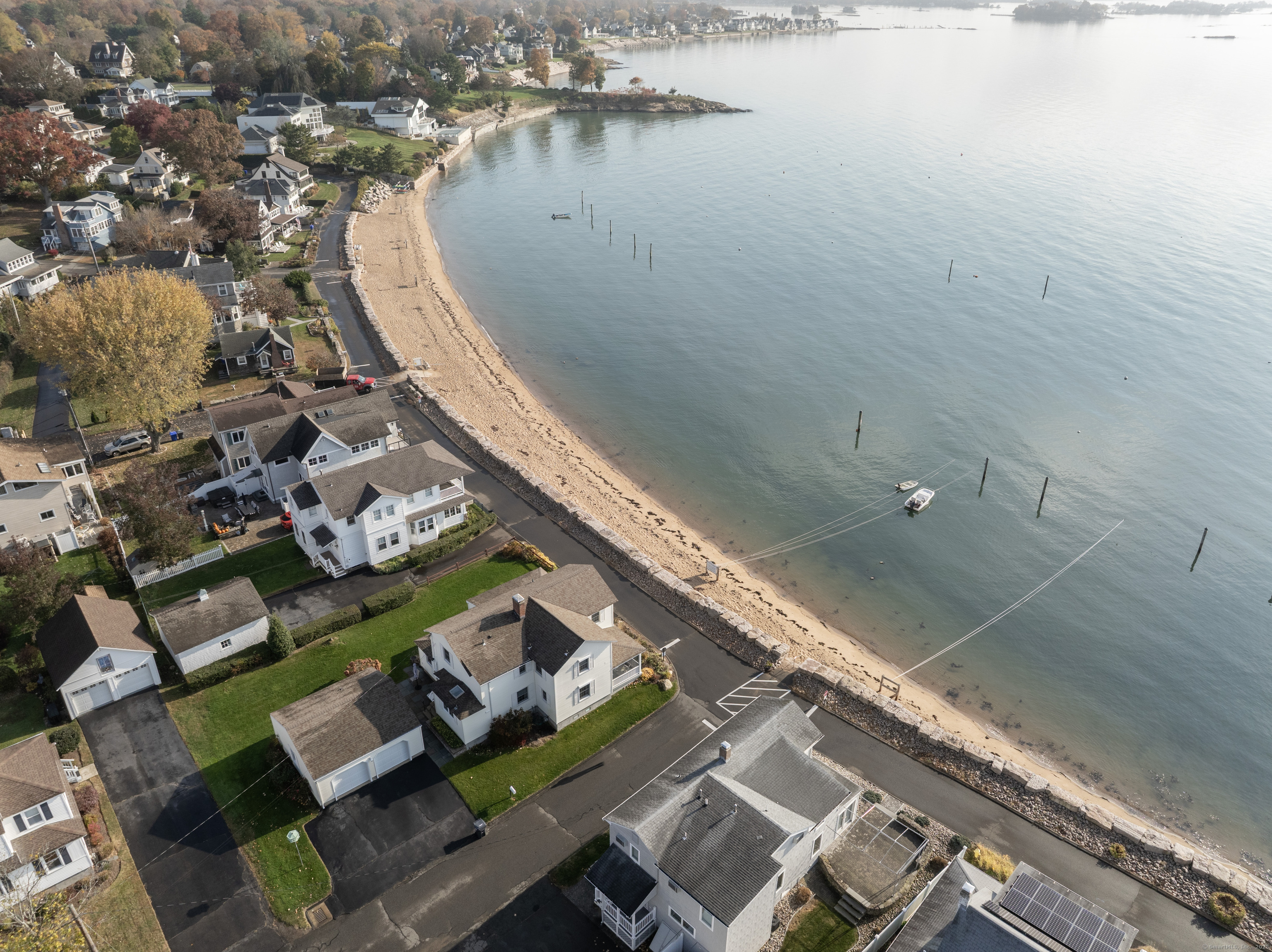 37 Seaview, Branford, Connecticut 06405