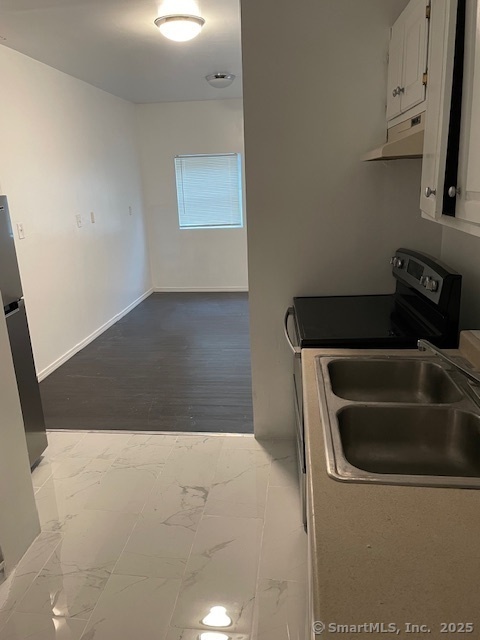 47 Chatfield Street, Stamford, Connecticut photo 1