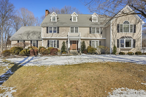 31 Grey Hollow Road
