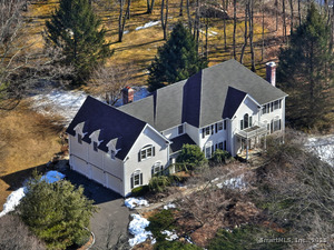 21 Grey Rocks Road