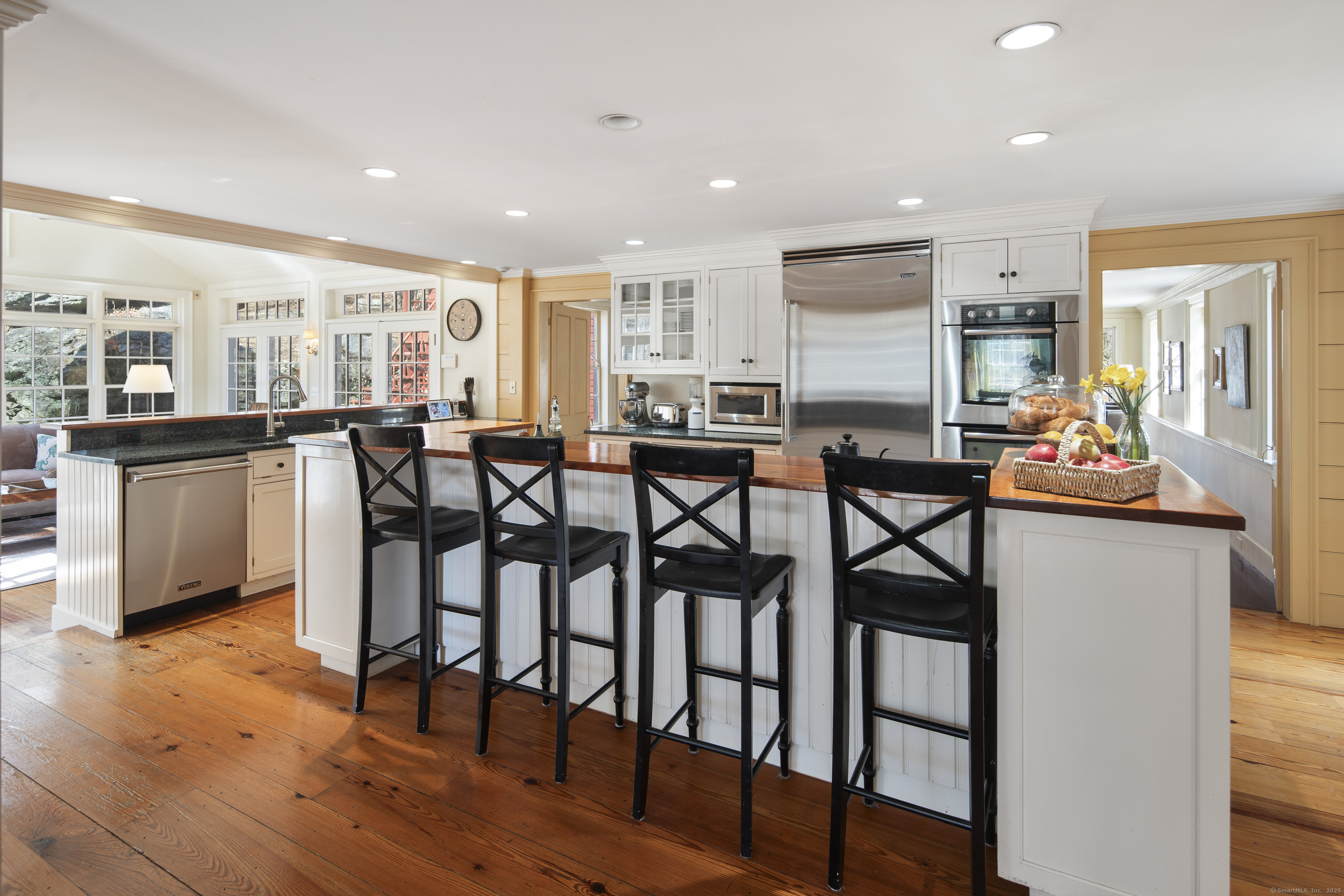 247 Mill, New Canaan, Connecticut 06840