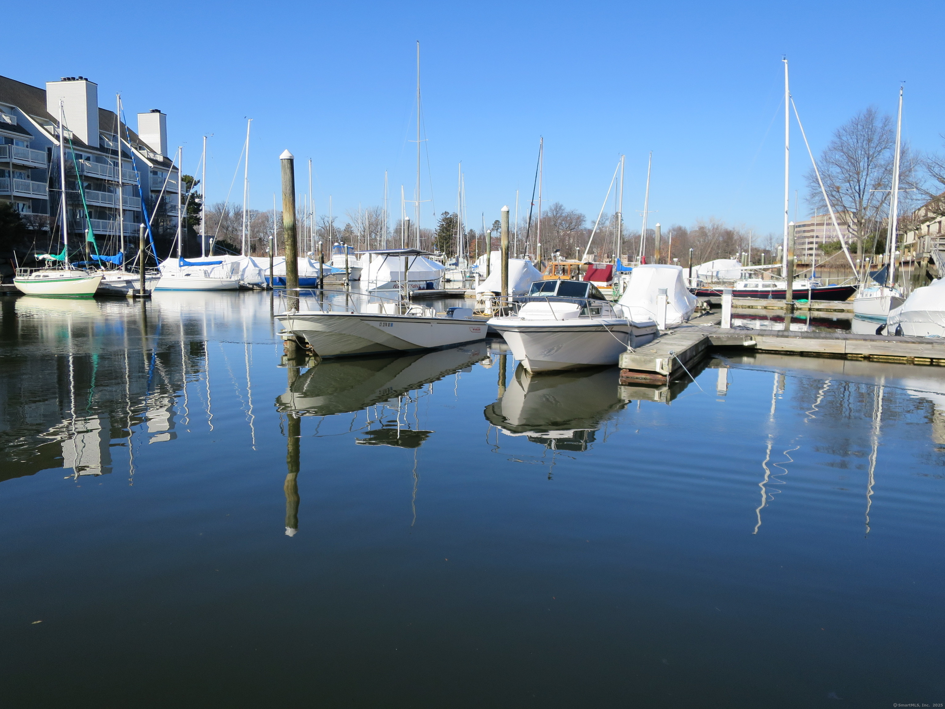 123 Harbor Drive, Stamford, Connecticut photo 1
