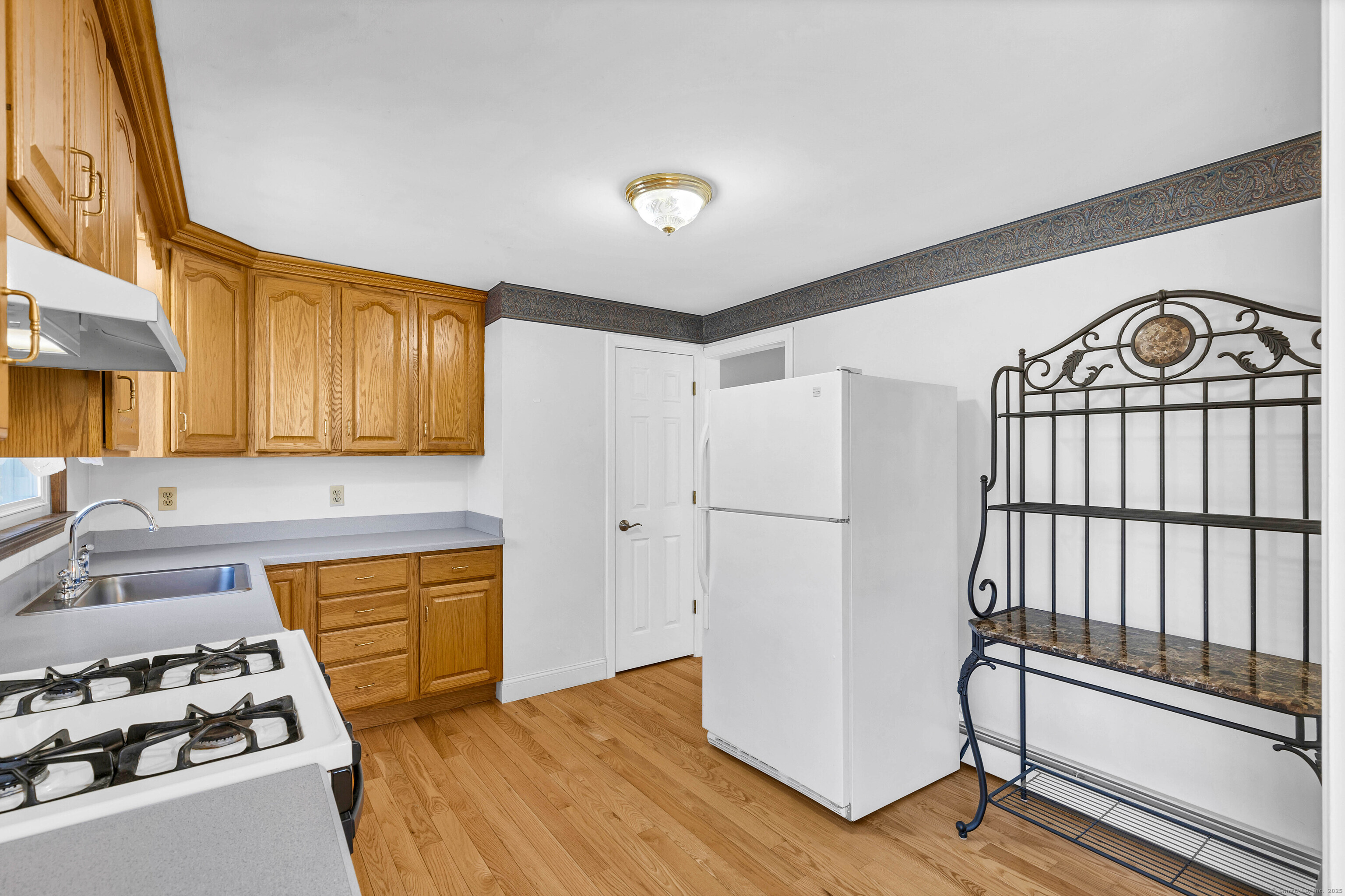 650 Colonel Ledyard Highway