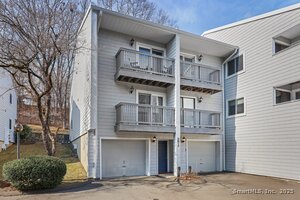 16 Rockmeadow Road, Unit APT H