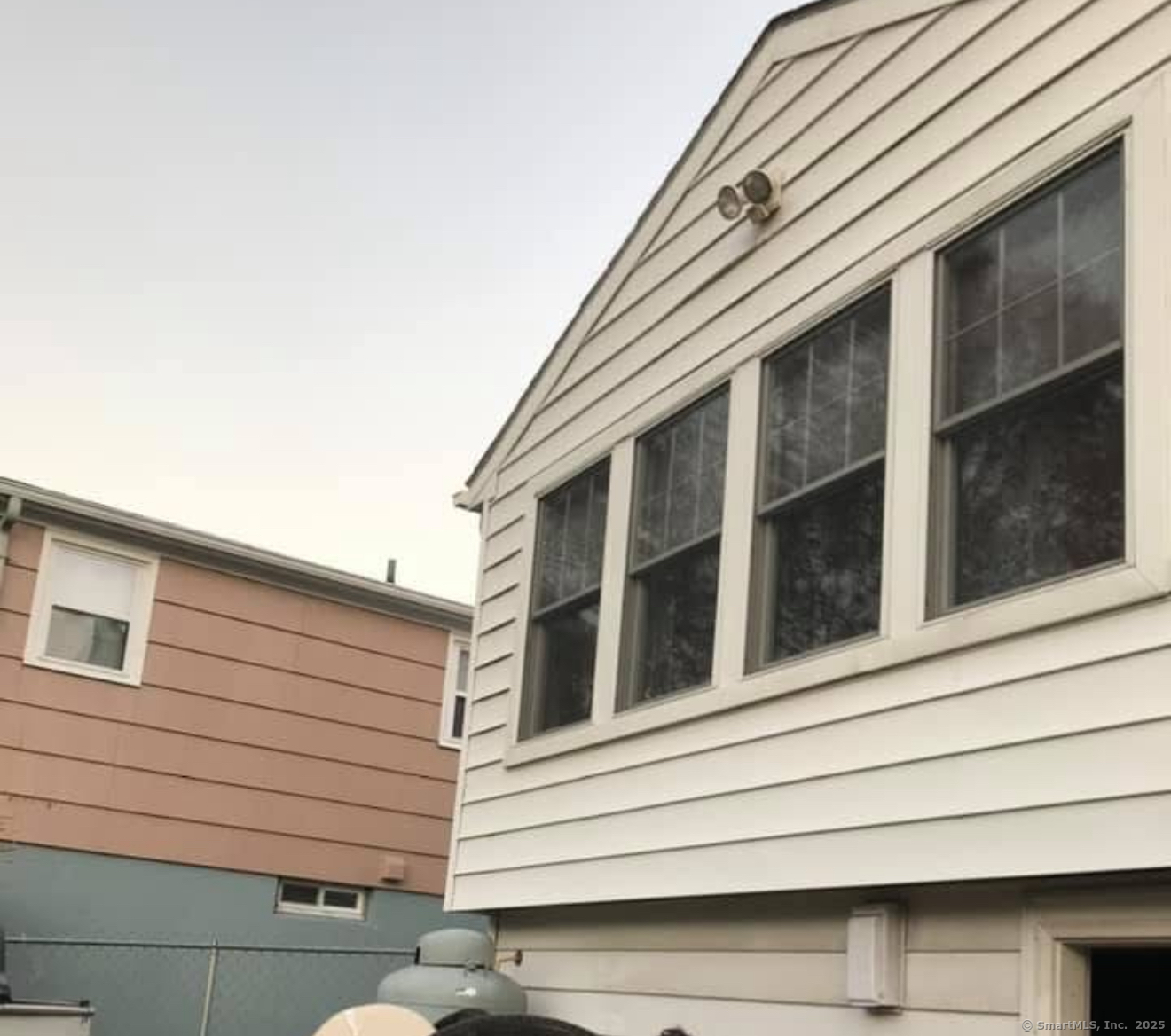 96 Harding, West Haven, Connecticut 06516