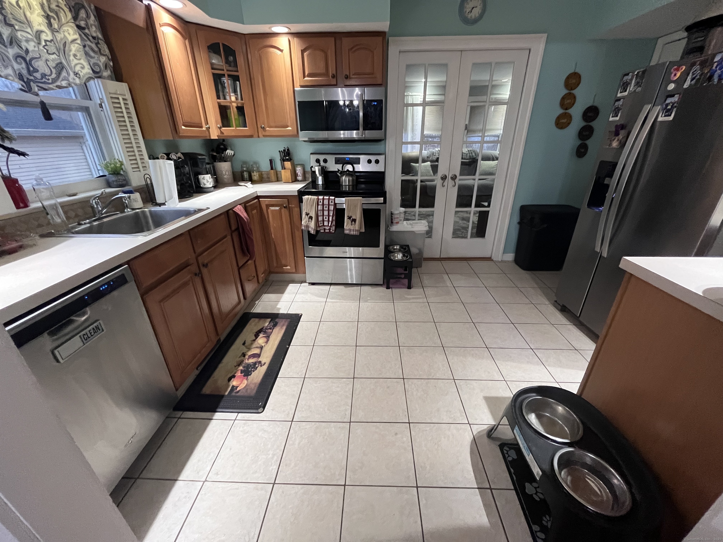 96 Harding, West Haven, Connecticut 06516