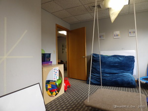 Homes for sale in Avon, CT | 20 Avon Meadow St #210, Avon, CT 06001 | MLS# 24079473