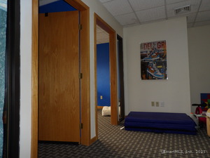 Homes for sale in Avon, CT | 20 Meadow Farms Suite 240 Ln, Avon, CT 06001 | MLS# 24079496