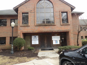 Homes for sale in Avon, CT | 20 Meadow Farms Suite 240 Ln, Avon, CT 06001 | MLS# 24079496