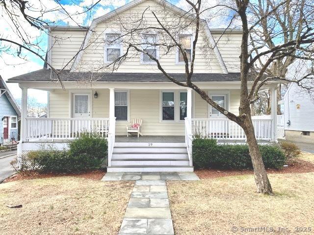 19 Chestnut Street, Darien, Connecticut photo 1