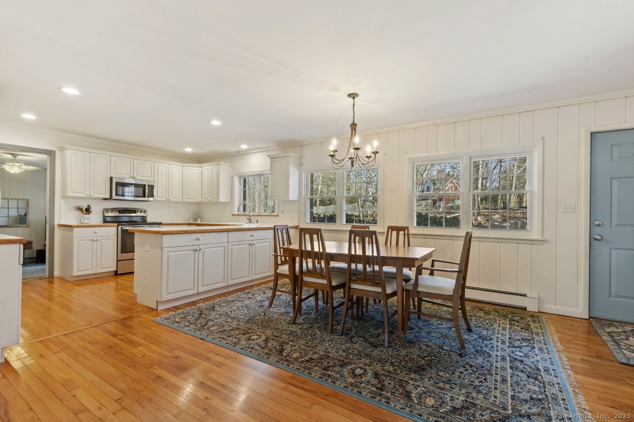 23 Silver Hill, Ridgefield, Connecticut 06877