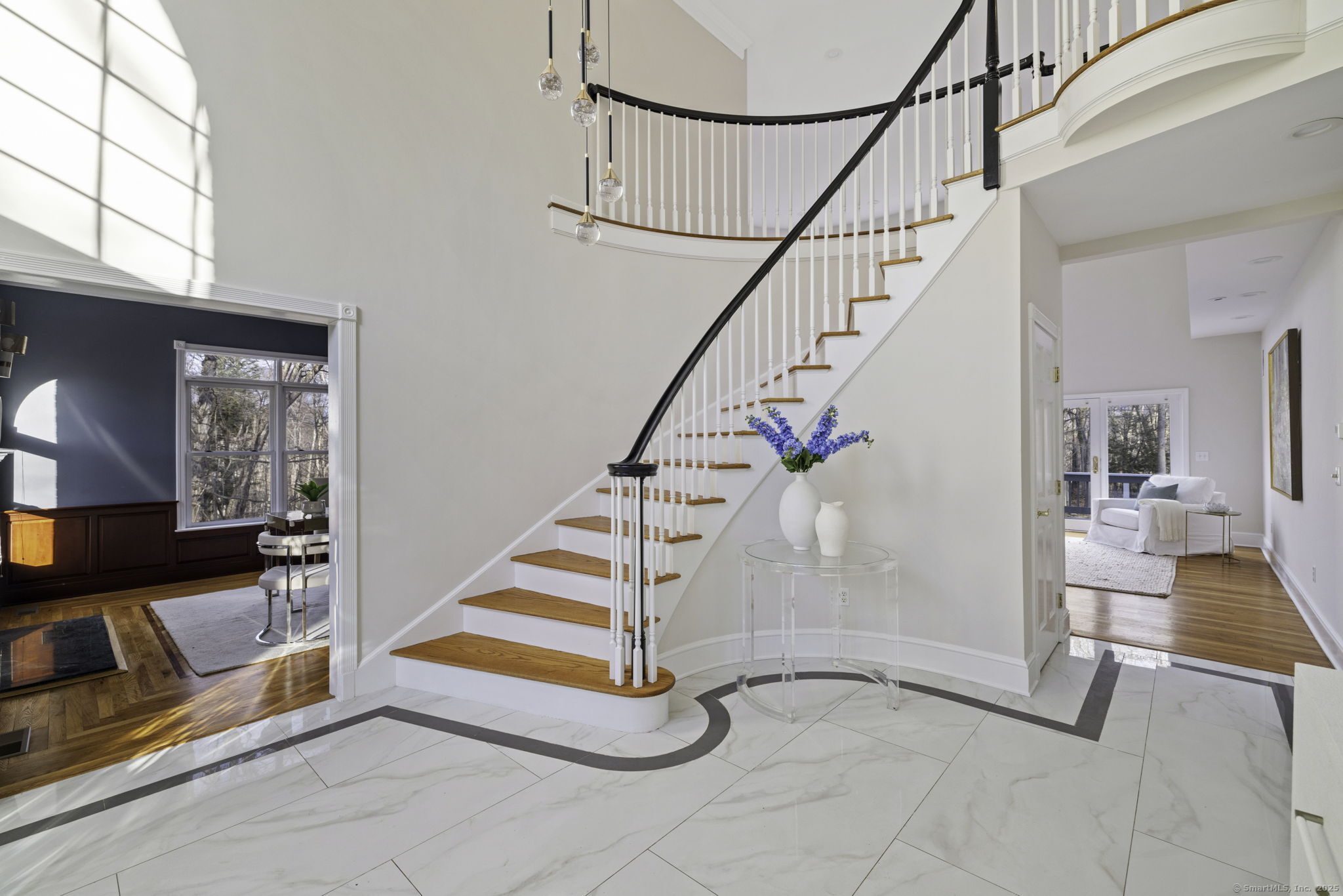 215 Paddock Hill, Fairfield, Connecticut 06824