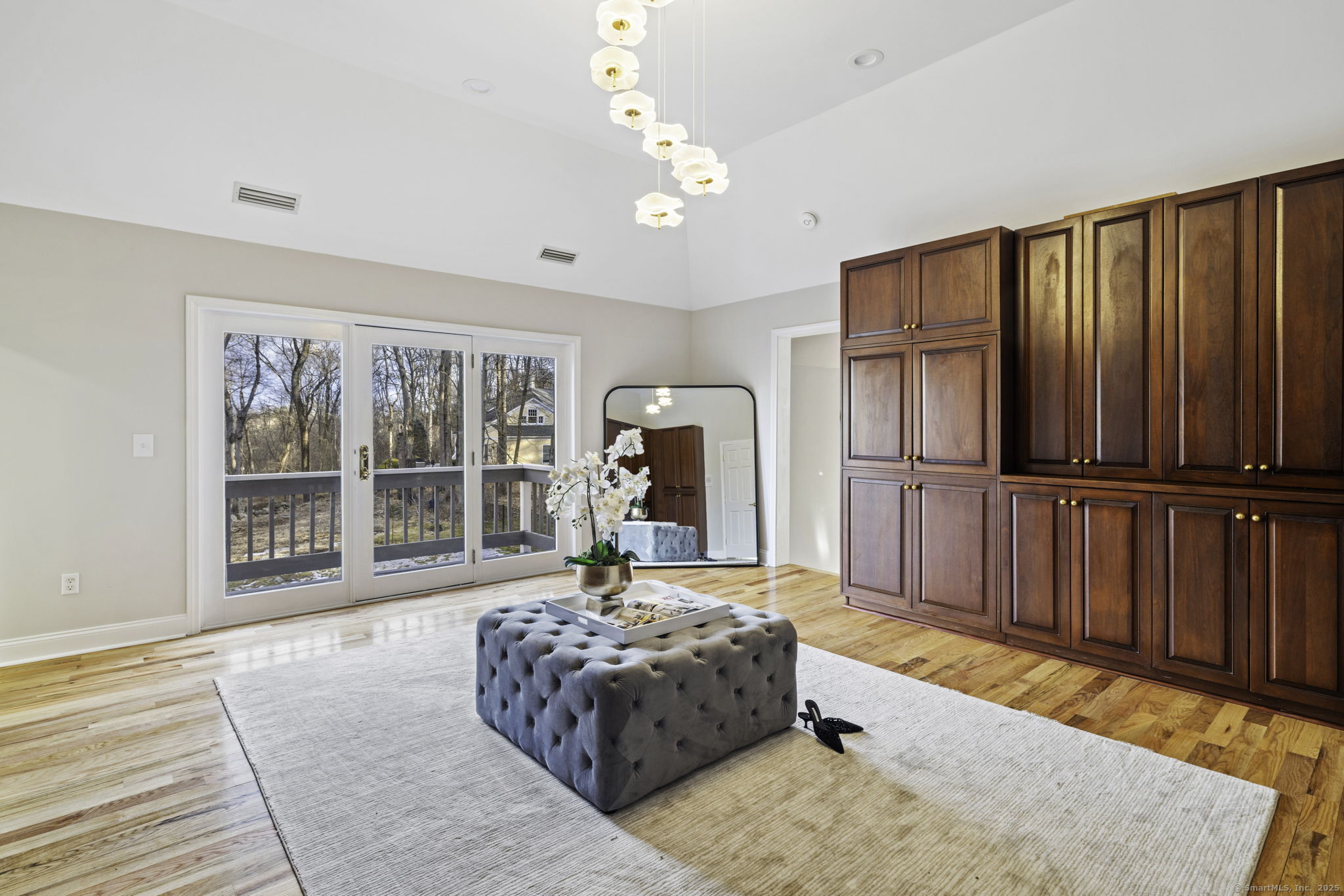 215 Paddock Hill, Fairfield, Connecticut 06824