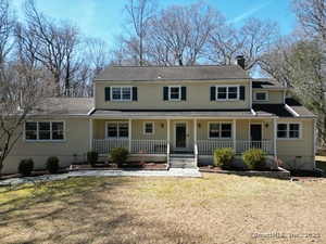 8 Cardinal Lane
