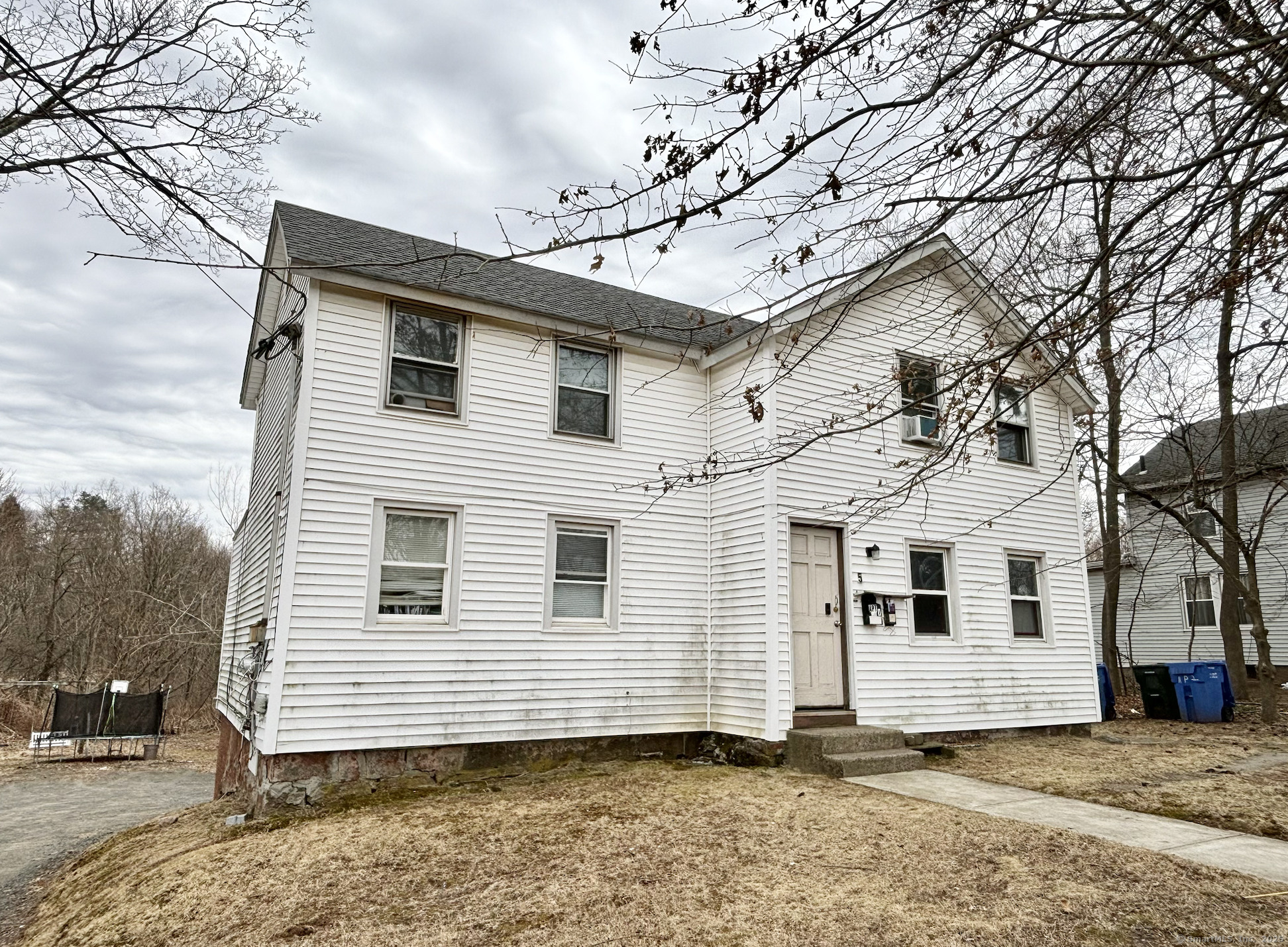 5 Broad, Meriden, Connecticut 06450