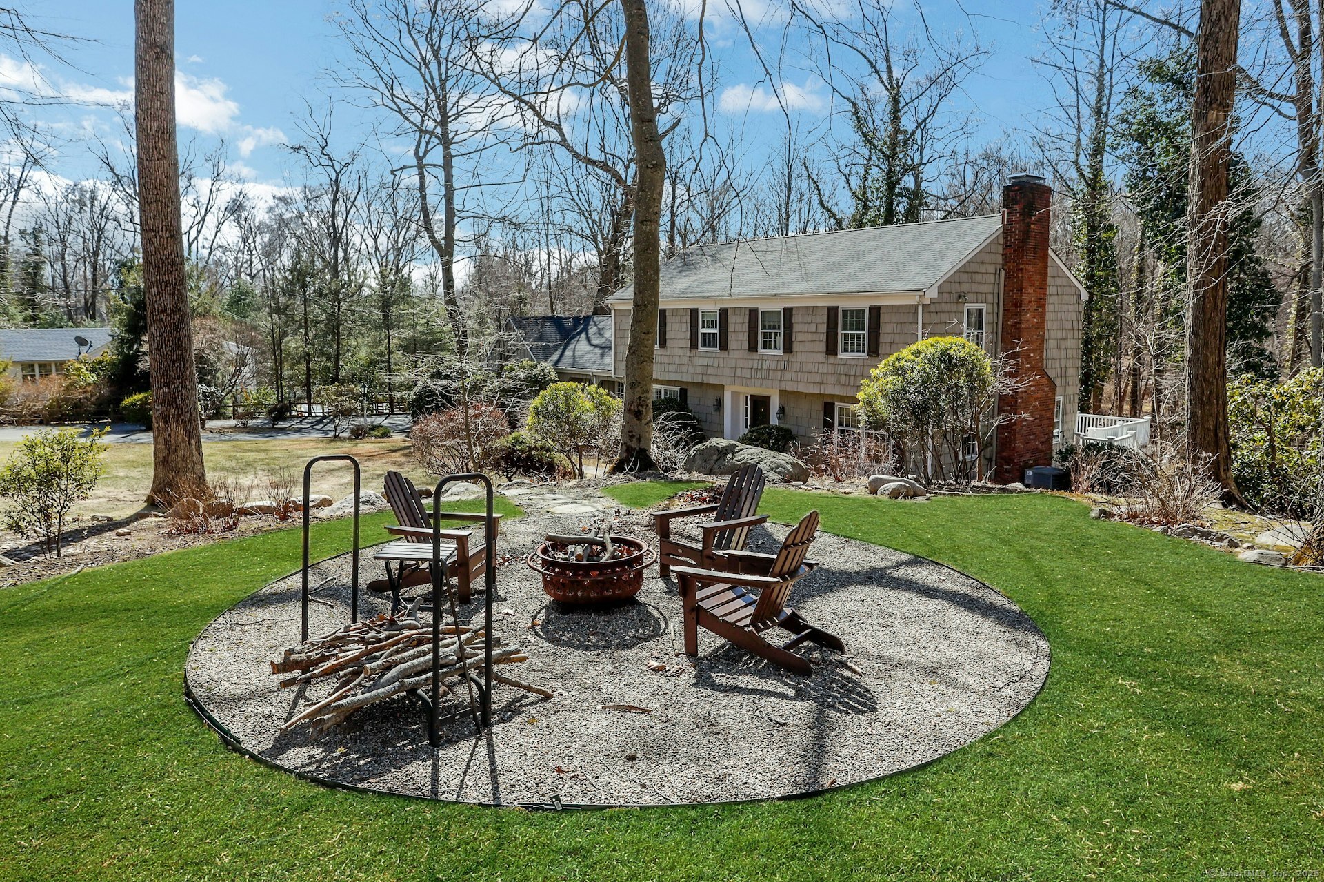 7 Lantern, Darien, Connecticut 06820