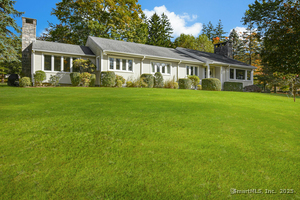 835 Ponus Ridge