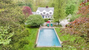 300 Cascade Road