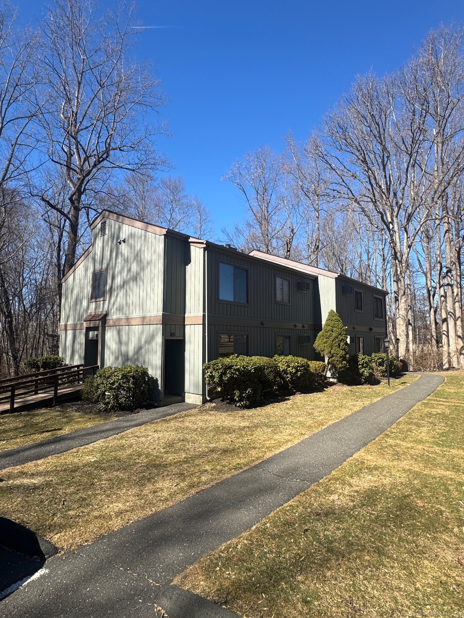 8 Tulip Tree, Brookfield, Connecticut 06851