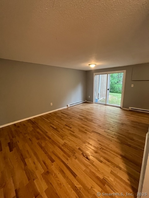 Photo of 32 Old Foxon Road #10, East Haven, CT 06513