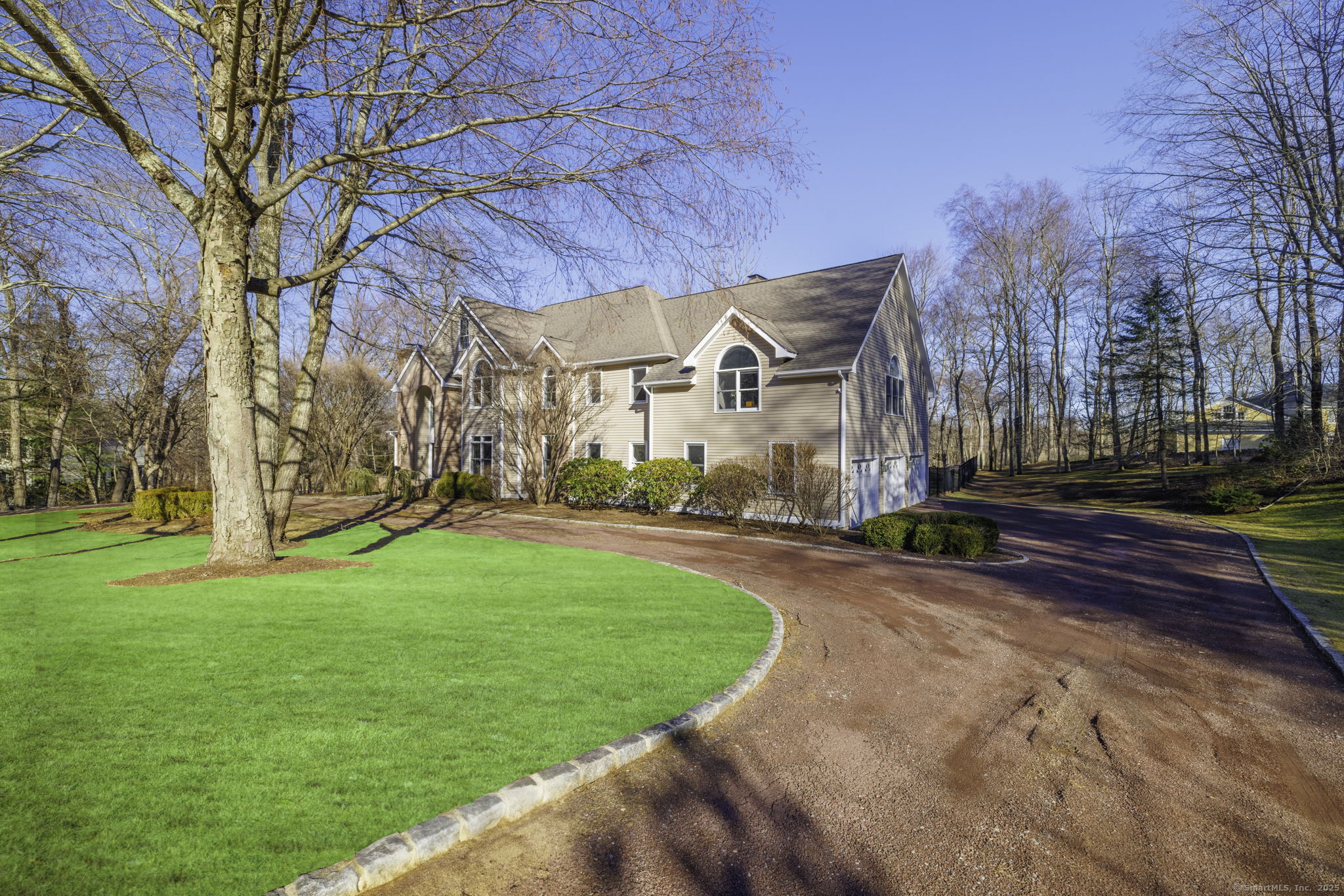 215 Paddock Hill, Fairfield, Connecticut 06824