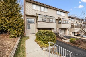 2539 Bedford Street, Unit Apt 38A
