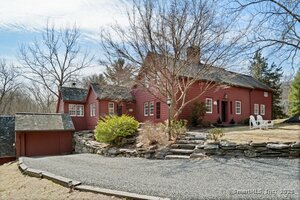 43 Old Easton Turnpike
