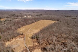 Homes for sale in Griswold, CT | 672 Roode Rd, Griswold, CT 06351 | MLS# 24081440