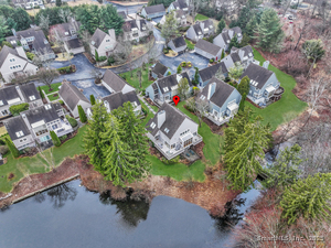 230 New Canaan Avenue, Unit 19