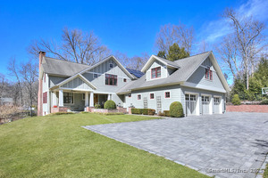 4 Deepwood Lane